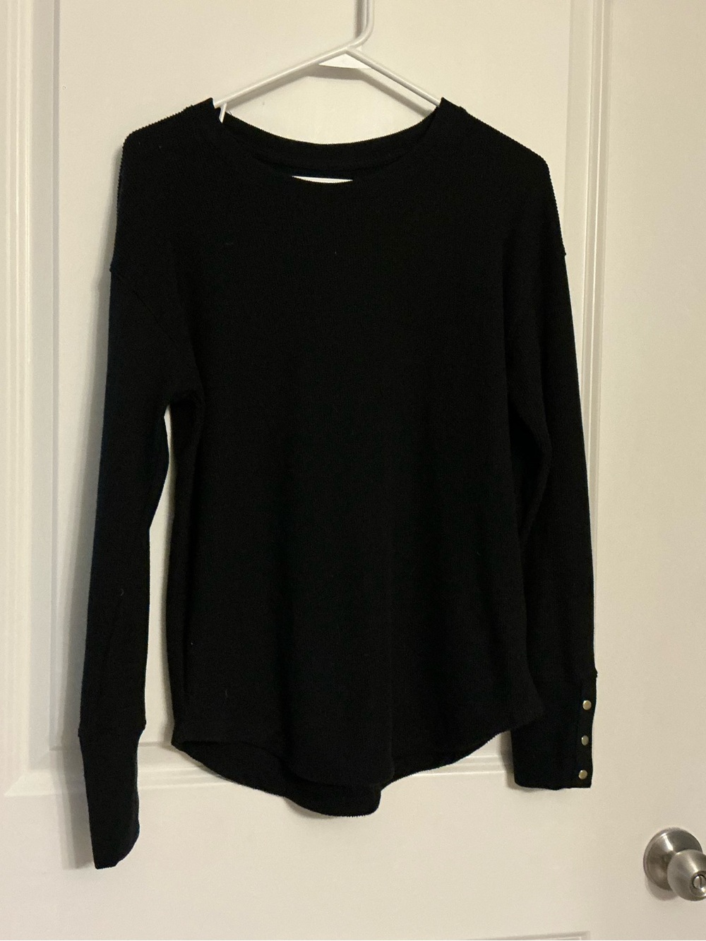 Sonoma Womens Black Long-Sleeve Waffle Crewneck Top with Button Cuffs Size Small